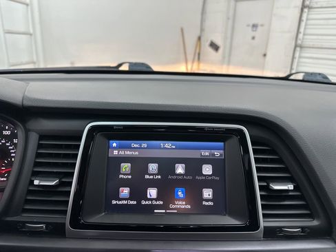 Used 2018 Hyundai Sonata Sport image 15