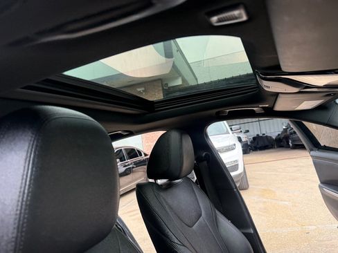 Used 2021 BMW 330i xDrive Sedan AWD/4WD image 16