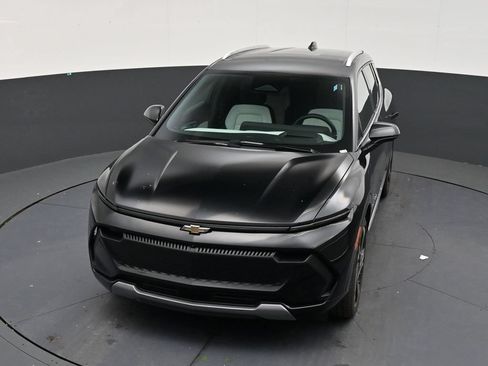 Used 2026 Chevrolet Equinox EV LT w/ Convenience Package II FWD image 18