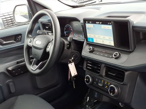 Used 2024 Ford Maverick XL image 12