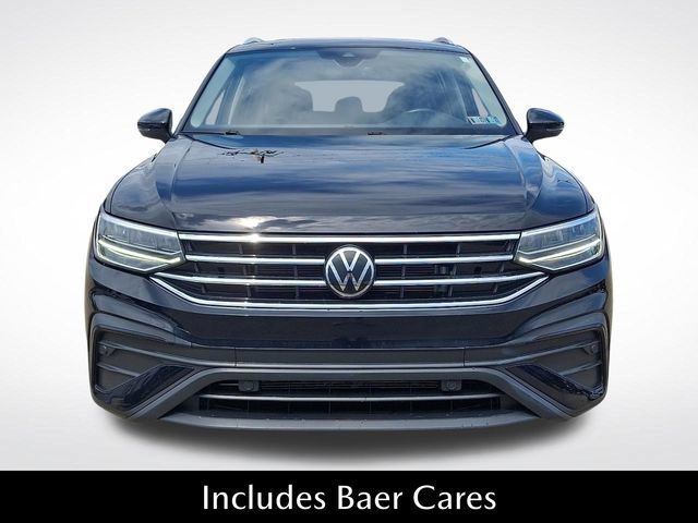 Used 2023 Volkswagen Tiguan SE FWD image 2