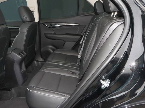 Used 2021 Buick Envision Essence w/ Technology Package I image 8