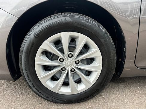 Used 2017 Toyota Camry LE image 26