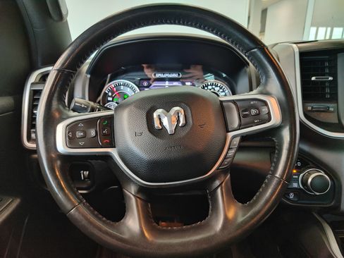 Used 2022 RAM 1500 Big Horn AWD/4WD image 19