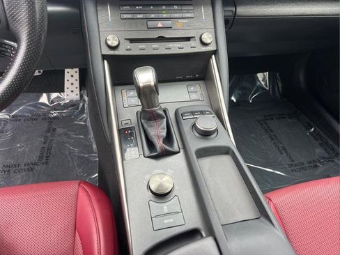 Certified 2020 Lexus IS 350 F Sport image 32