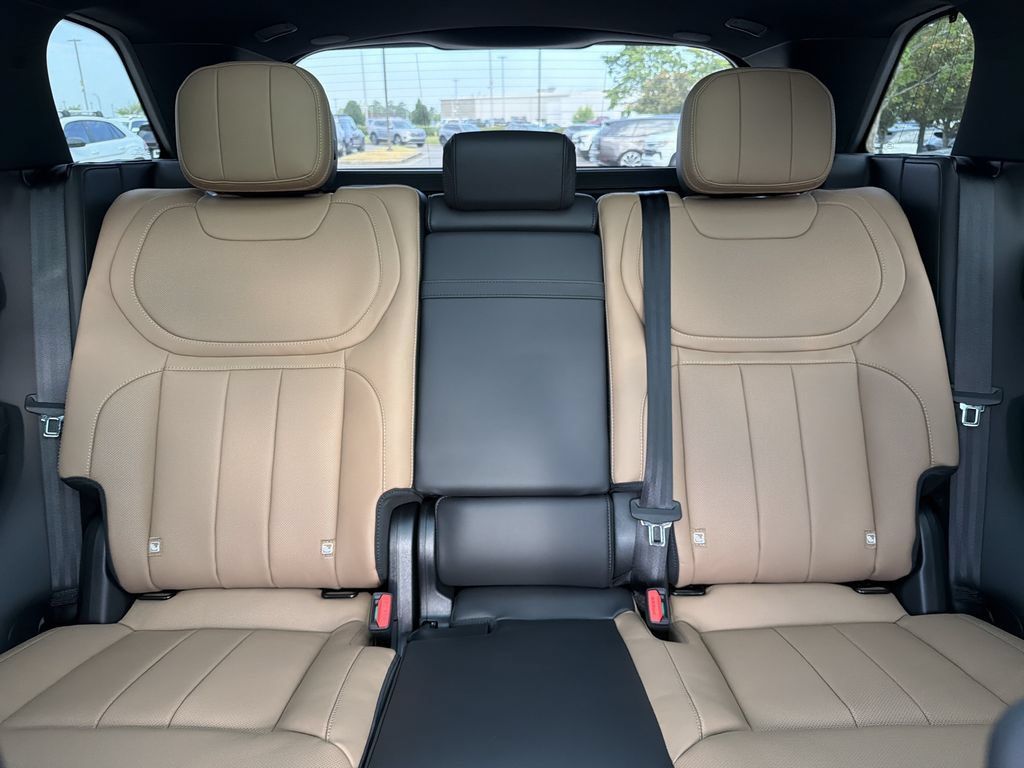 New 2026 Land Rover Range Rover Sport Dynamic SE AWD/4WD image 26