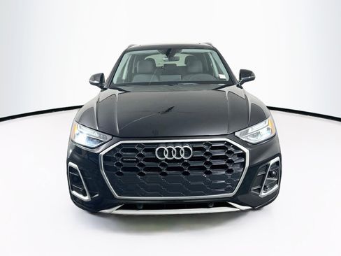 Used 2023 Audi Q5 2.0T Premium w/ Convenience Package AWD/4WD image 2