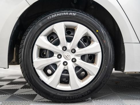 Used 2024 Toyota Corolla LE FWD image 16