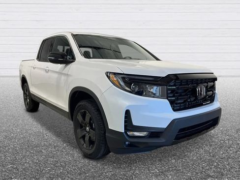 New 2026 Honda Ridgeline Black Edition image 8