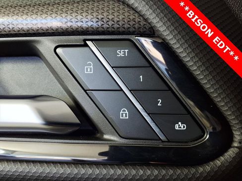 Used 2024 Chevrolet Silverado 2500 ZR2 w/ ZR2 Bison Edition image 17