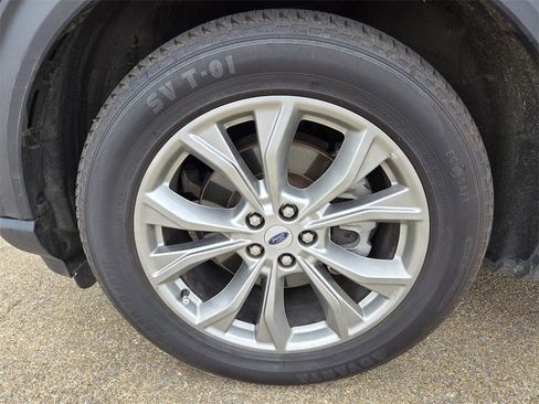 Used 2023 Ford Explorer Limited w/ Equipment Group 301A image 28