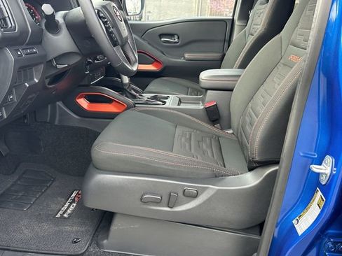 Certified 2025 Nissan Frontier PRO-4X AWD/4WD image 11