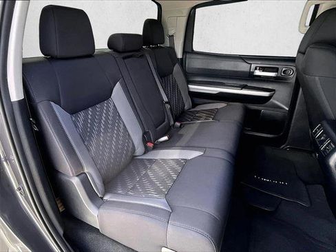 Used 2018 Toyota Tundra SR5 w/ SR5 Upgrade Package image 29