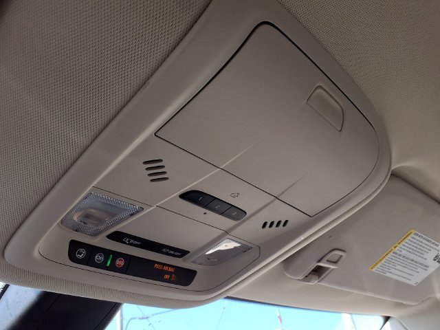 Used 2023 Buick Enclave Essence FWD image 15
