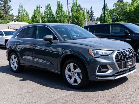 Used 2020 Audi Q3 2.0T Premium AWD/4WD image 1