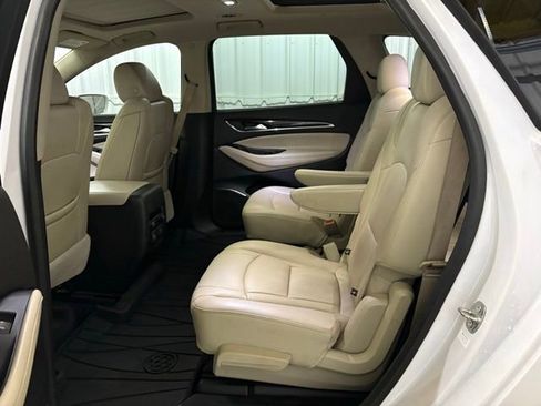 Used 2020 Buick Enclave Essence w/ Sound and Sites Package FWD image 23