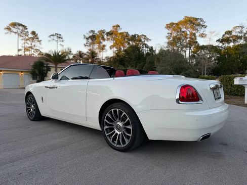Used 2018 Rolls-Royce Dawn image 7