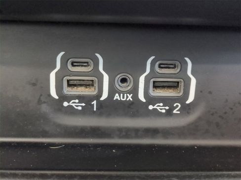 Used 2020 RAM 2500 Laramie image 24