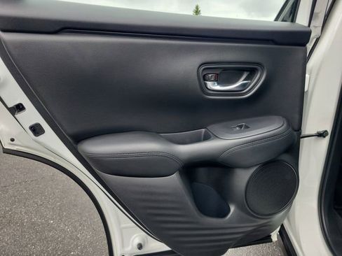 Certified 2025 Honda HR-V LX image 13