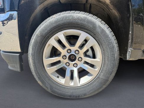 Used 2018 Chevrolet Silverado 1500 LT w/ All Star Edition AWD/4WD image 14