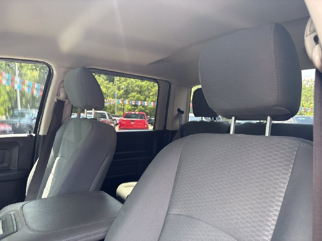 Used 2018 RAM 2500 Tradesman w/ Chrome Appearance Group AWD/4WD image 9