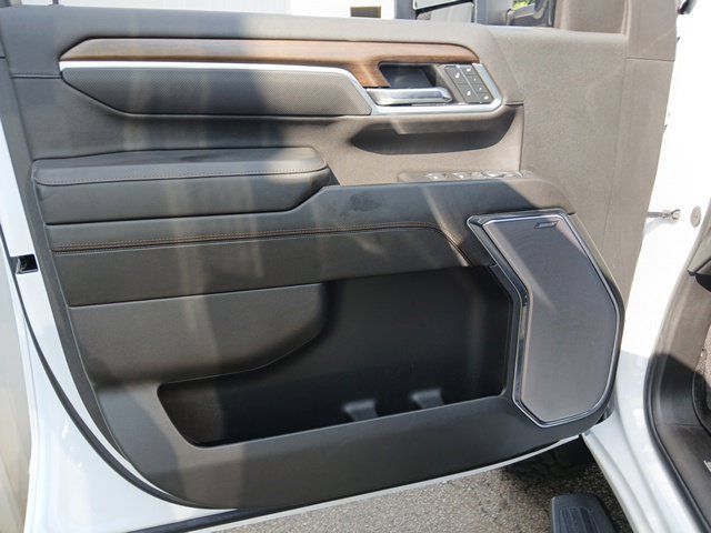 Used 2025 Chevrolet Silverado 3500 High Country w/ Technology Package AWD/4WD image 72