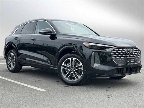 New 2025 Audi Q5 Premium image 7