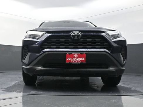 Used 2025 Toyota RAV4 XLE AWD/4WD image 32
