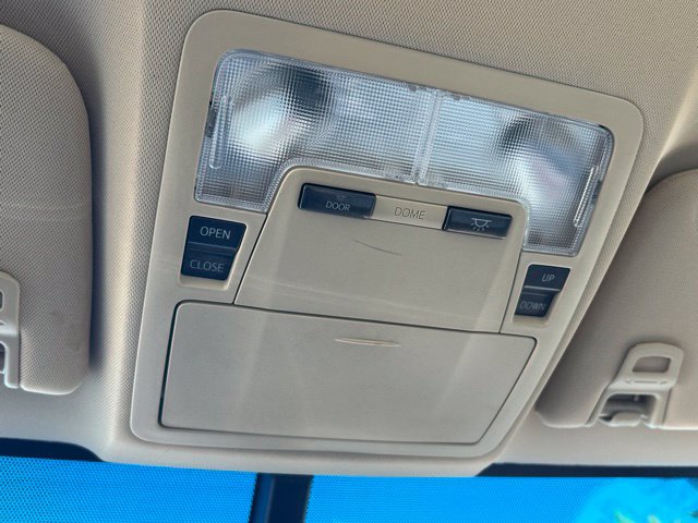 Used 2014 Toyota Avalon XLE Touring FWD image 51