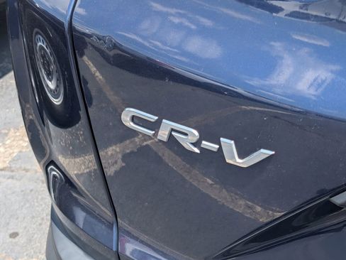 Used 2018 Honda CR-V LX image 16