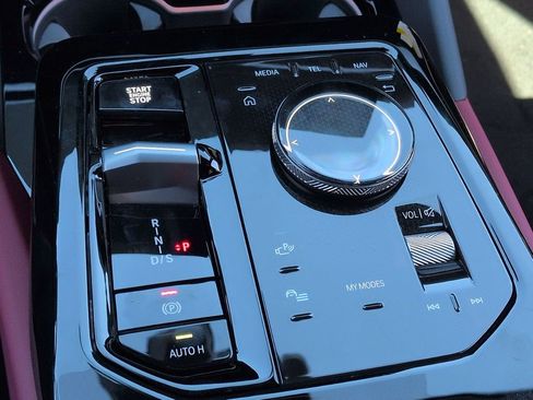 New 2026 BMW 530i RWD image 31