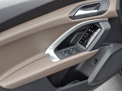 New 2026 Audi Q5 Prestige AWD/4WD image 10