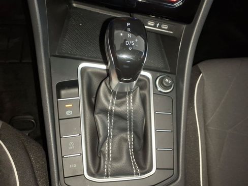 Used 2026 Volkswagen Jetta Sport FWD image 19