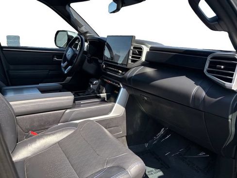 Used 2024 Toyota Tundra Platinum AWD/4WD image 20