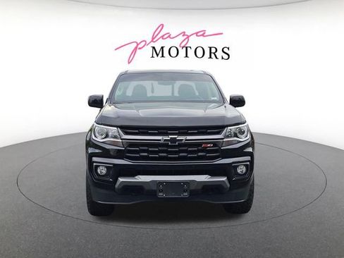 Used 2022 Chevrolet Colorado Z71 AWD/4WD image 2