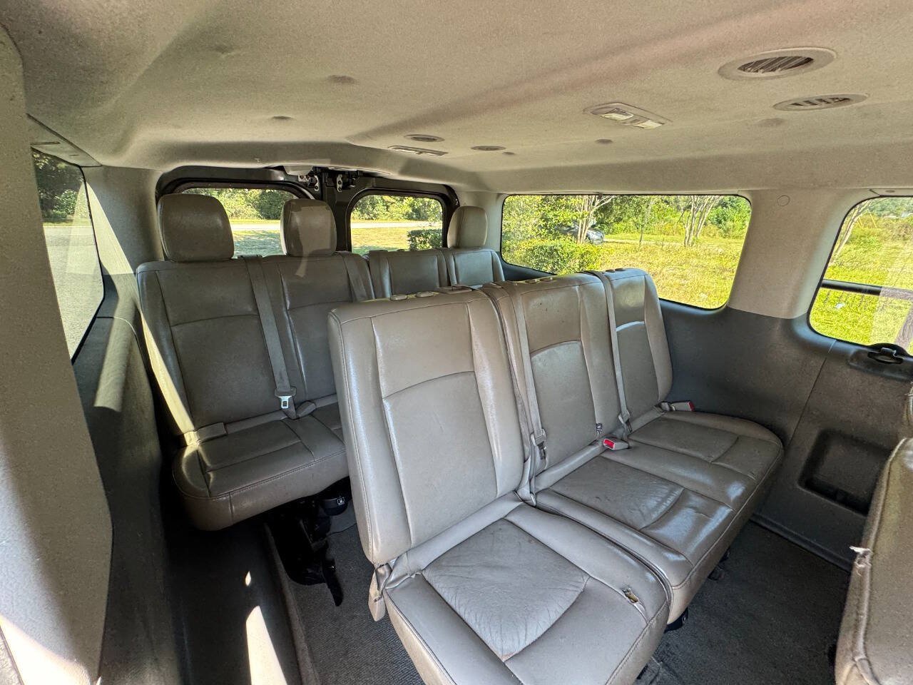 Used 2017 Nissan NV 3500 SL RWD image 15