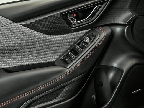 Used 2023 Subaru Forester Sport image 9