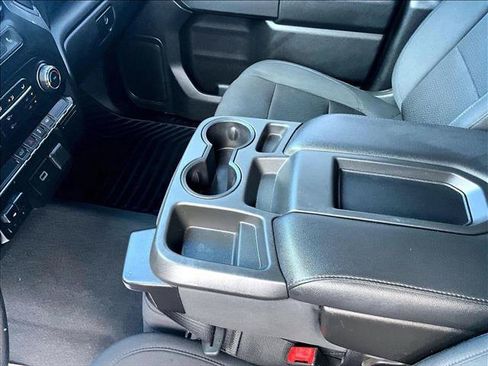 Used 2019 Chevrolet Silverado 1500 Custom w/ Custom Value Package RWD image 15