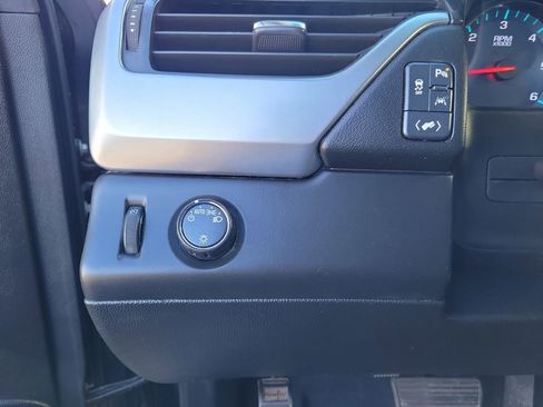 Used 2020 Chevrolet Tahoe LT image 16