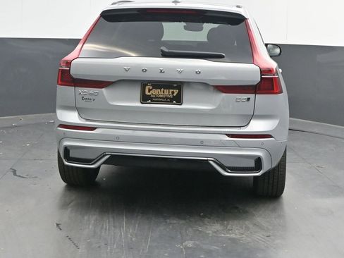 New 2026 Volvo XC60 B5 Plus w/ Protection Package Premier image 6