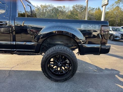 Used 2020 Ford F350 Lariat image 24