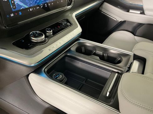 New 2026 Ford Expedition Max Platinum AWD/4WD image 19