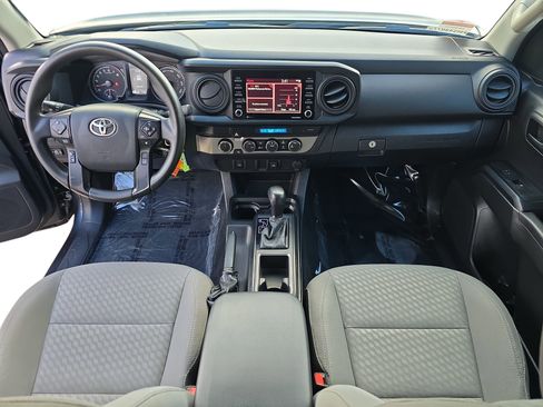 Used 2023 Toyota Tacoma SR image 9