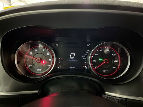 Used 2022 Dodge Charger GT image 17