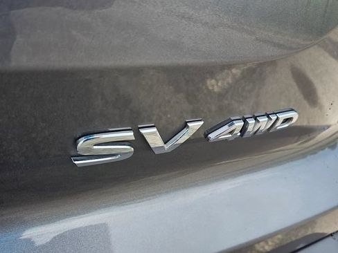 Used 2024 Nissan Pathfinder SV AWD/4WD image 12