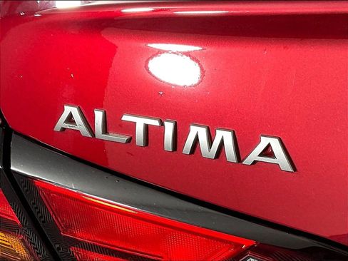 Used 2023 Nissan Altima 2.5 SL FWD image 24