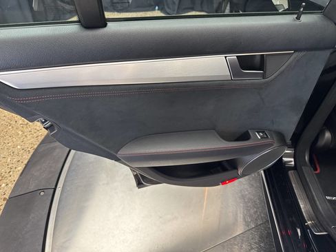 Used 2013 Mercedes-Benz C 300 4MATIC Sedan image 26