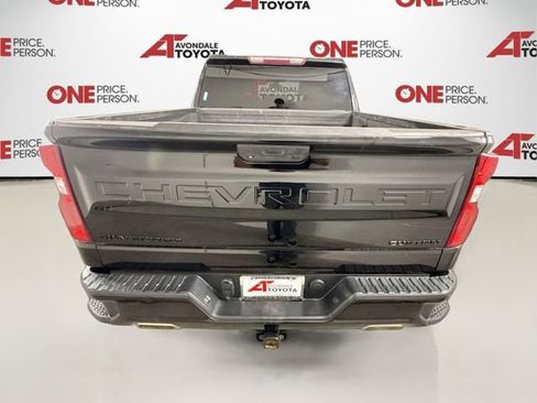 Used 2019 Chevrolet Silverado 1500 Custom Trail Boss w/ Custom Convenience Package AWD/4WD image 6