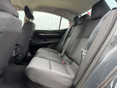 Used 2025 Toyota Camry LE FWD image 28