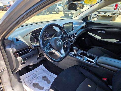 Used 2020 Nissan Sentra SV FWD image 23